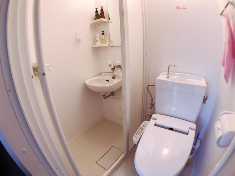 Osaka Sinsei Guest House מראה חיצוני תמונה