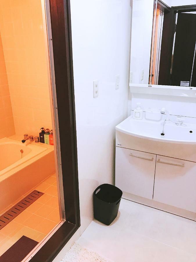 Osaka Sinsei Guest House מראה חיצוני תמונה